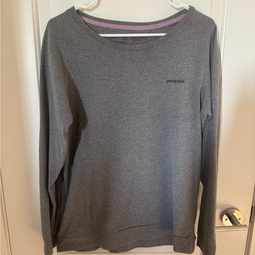 Patagonia Heather Gray Lomg Sleeve Responsibili-Tee (Size Women’s M)